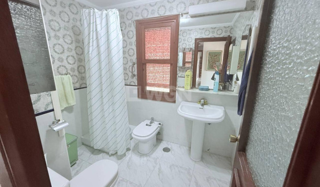 Wiederverkauf - Villa - Orihuela Costa - Campoamor