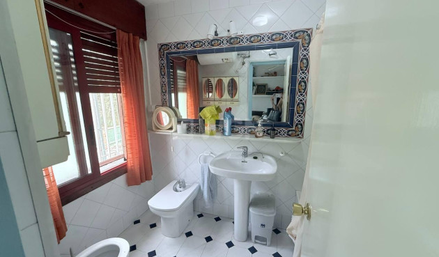 Wiederverkauf - Villa - Orihuela Costa - Campoamor