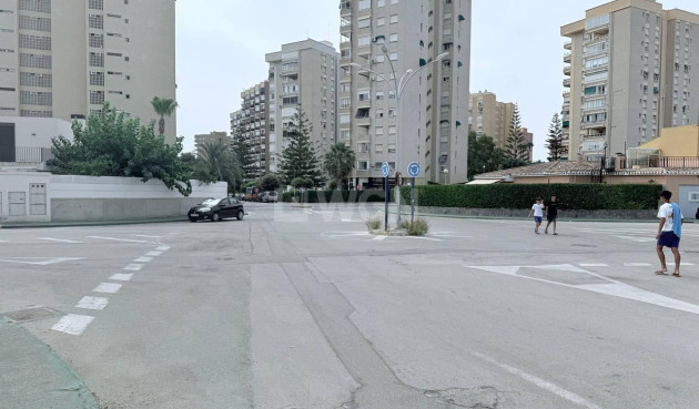 Wiederverkauf - Villa - Orihuela Costa - Campoamor