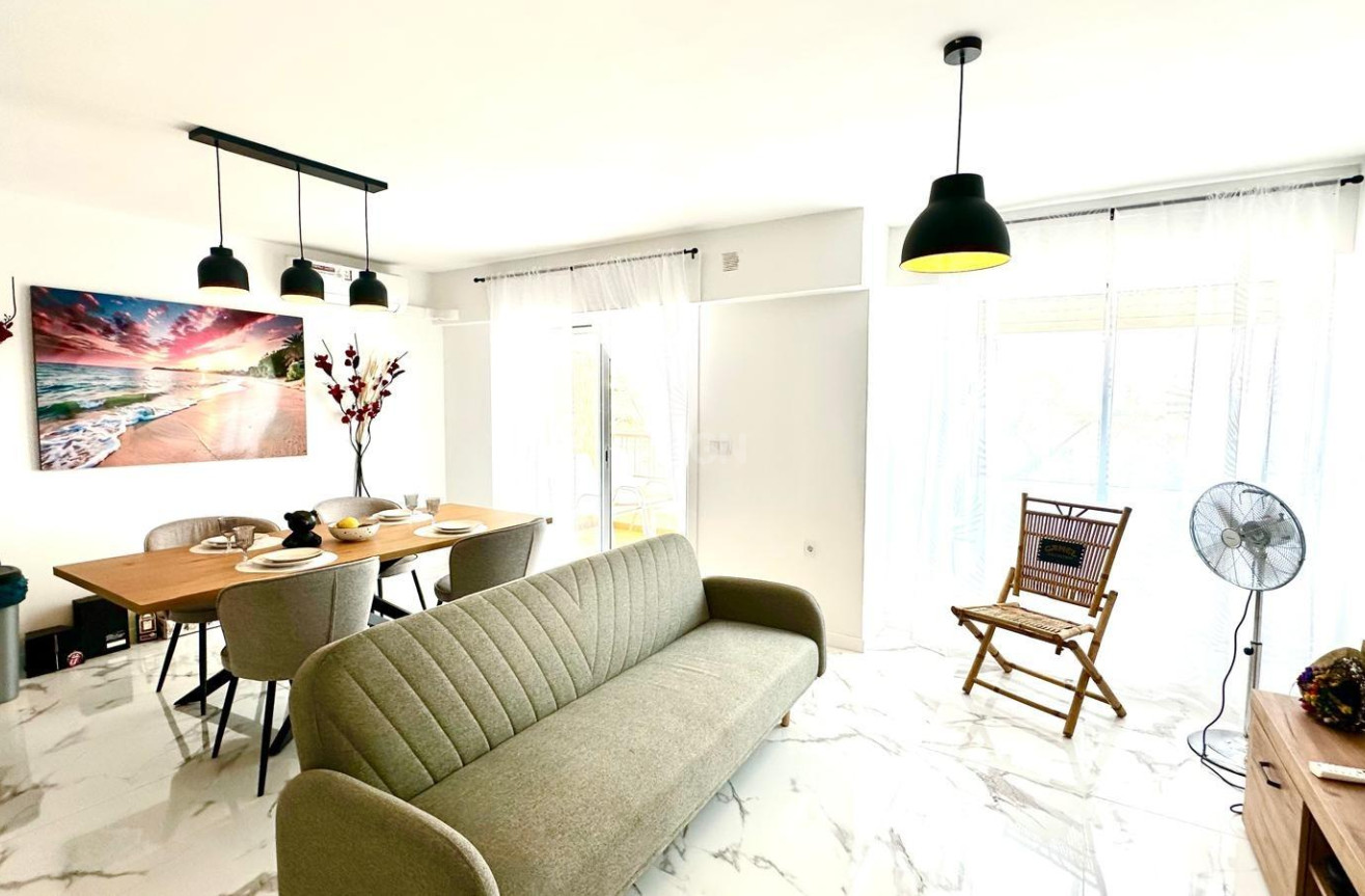 Reventa - Apartamento / piso - Torrevieja - Punta Prima