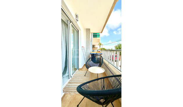 Reventa - Apartamento / piso - Torrevieja - Punta Prima