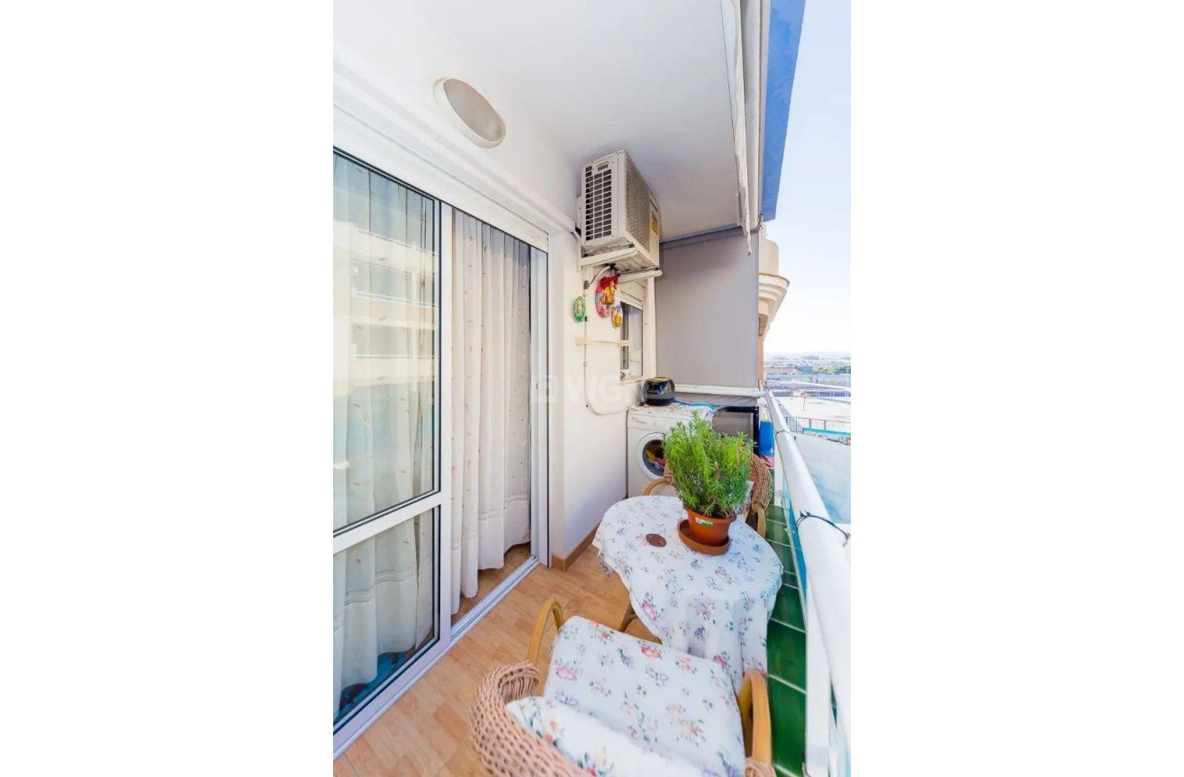 Resale - Apartment / flat - Torrevieja - Centro