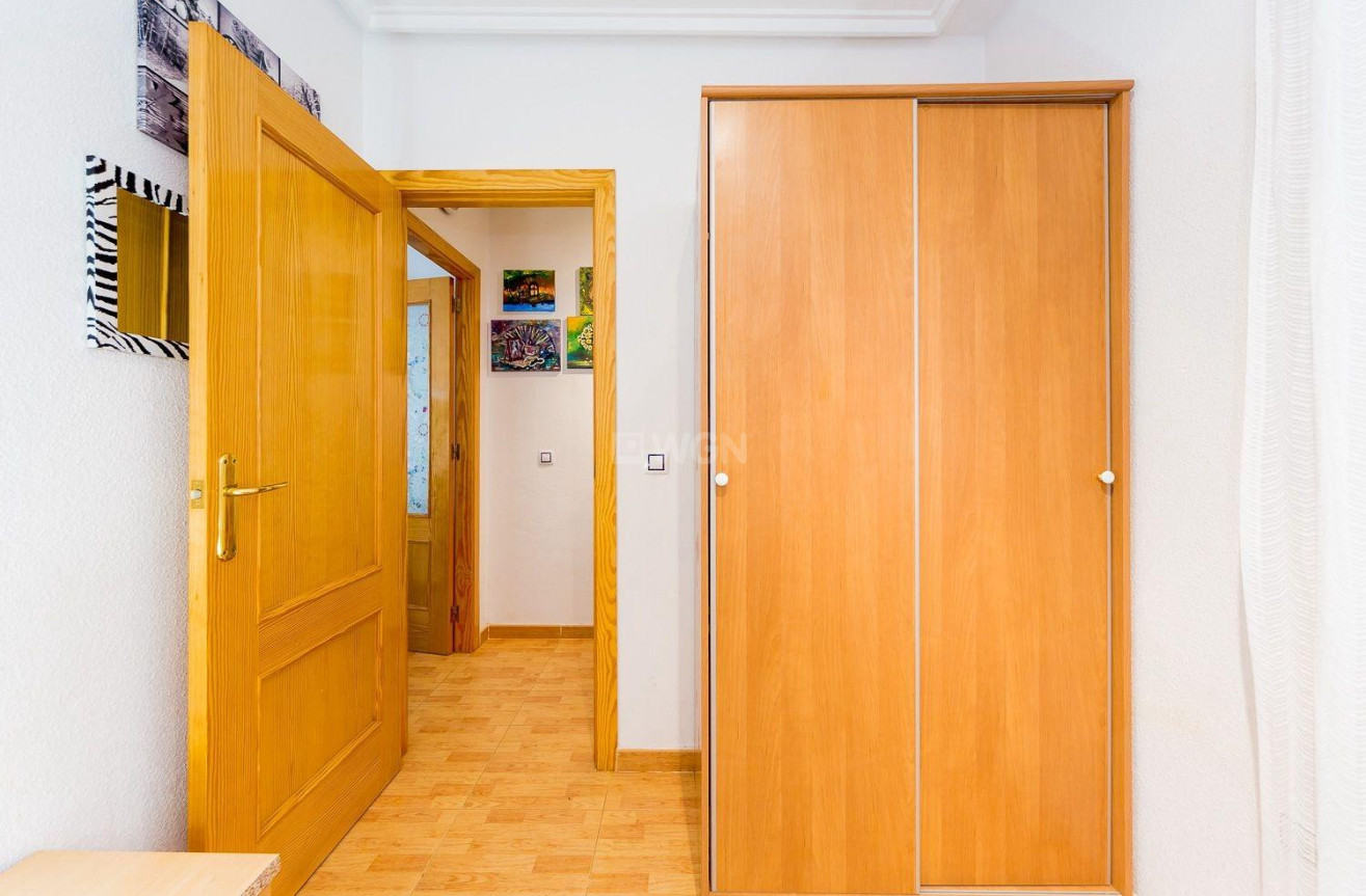 Resale - Apartment / flat - Torrevieja - Centro