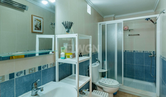 Resale - Apartment / flat - Torrevieja - Centro