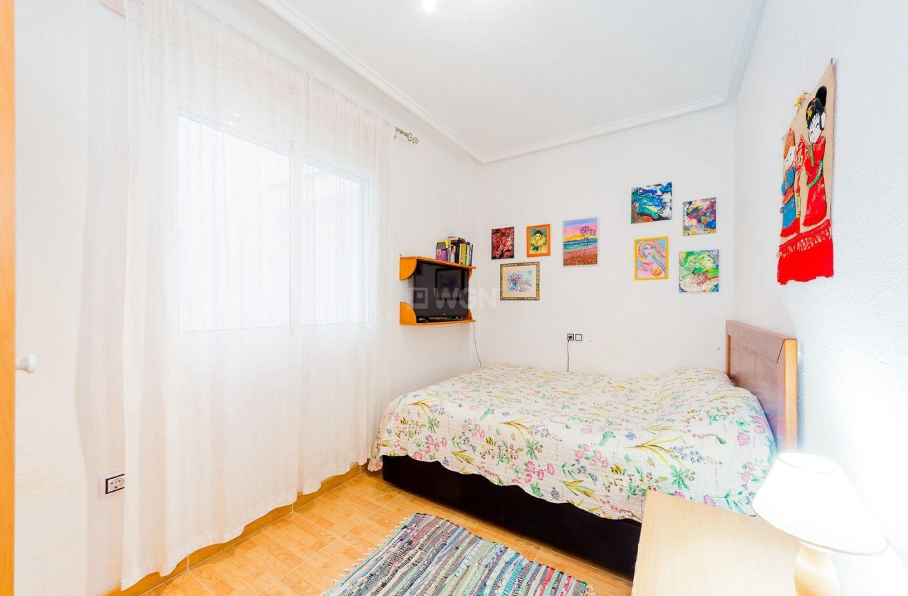 Resale - Apartment / flat - Torrevieja - Centro
