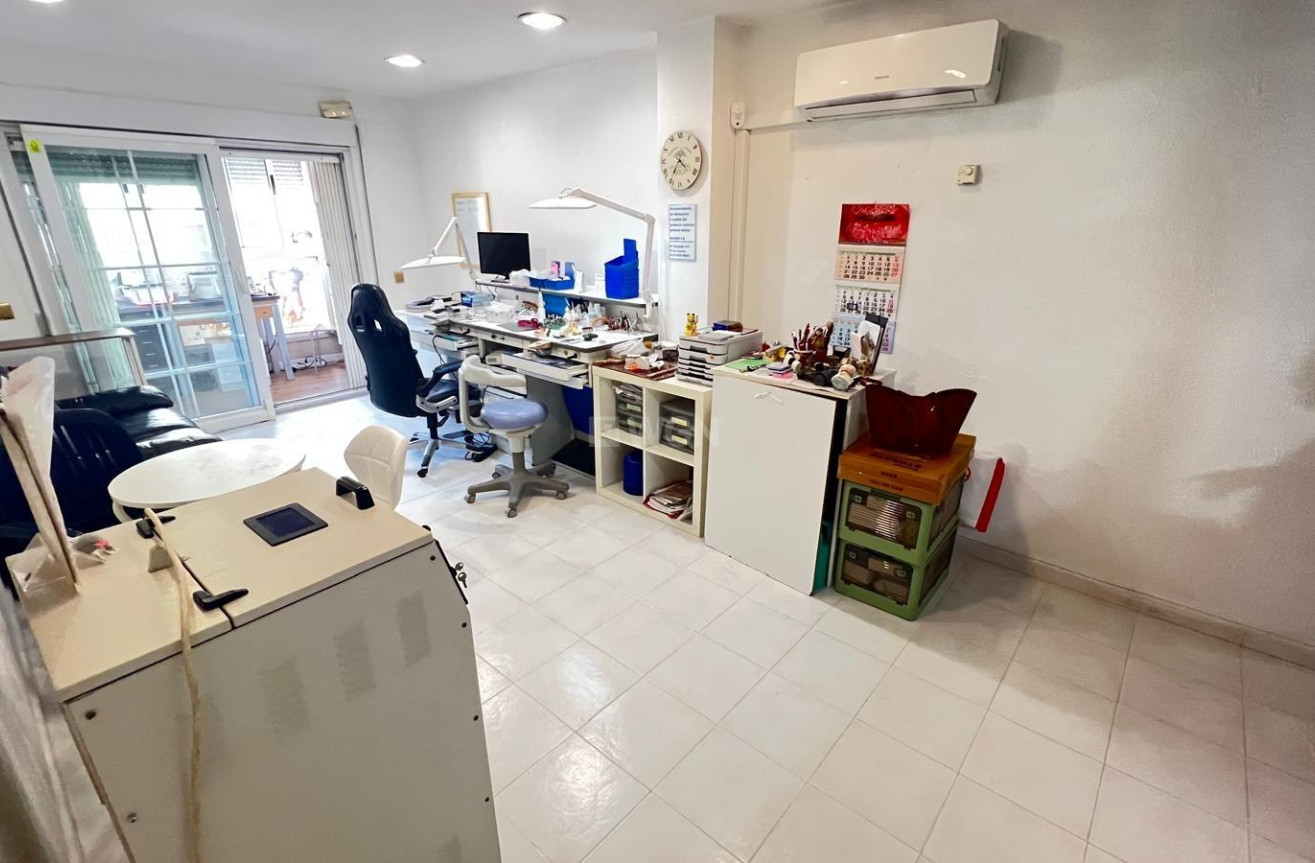 Reventa - Apartamento / piso - Torrevieja