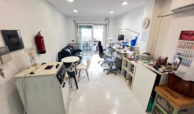 Reventa - Apartamento / piso - Torrevieja