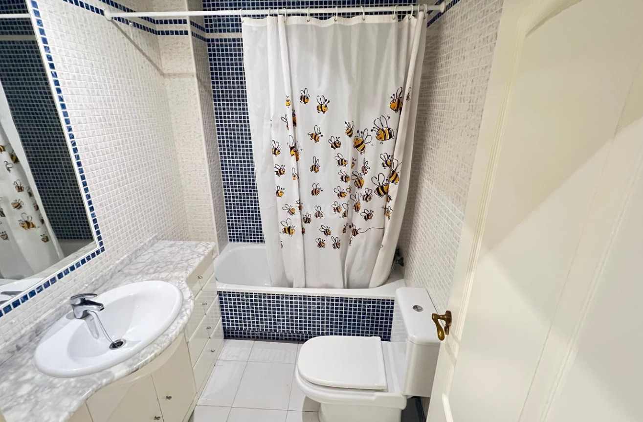 Reventa - Apartamento / piso - Torrevieja