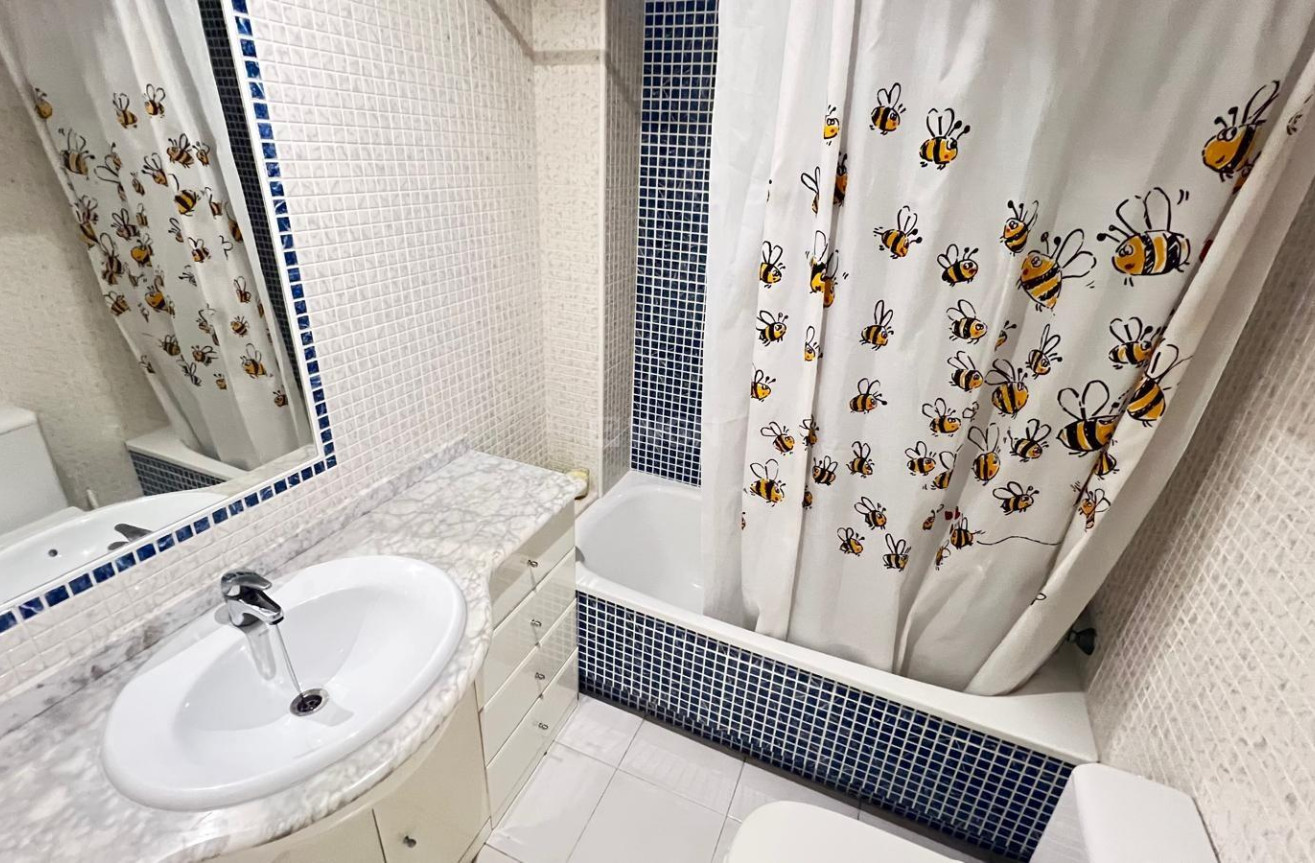 Reventa - Apartamento / piso - Torrevieja