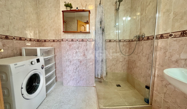 Resale - Commercial - San Miguel de Salinas - Inland