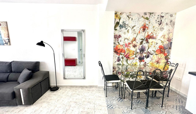 Odsprzedaż - Mieszkanie w bloku - Orihuela Costa - Playa Flamenca