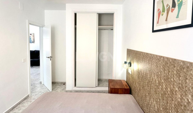 Odsprzedaż - Mieszkanie w bloku - Orihuela Costa - Playa Flamenca