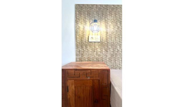 Odsprzedaż - Mieszkanie w bloku - Orihuela Costa - Playa Flamenca