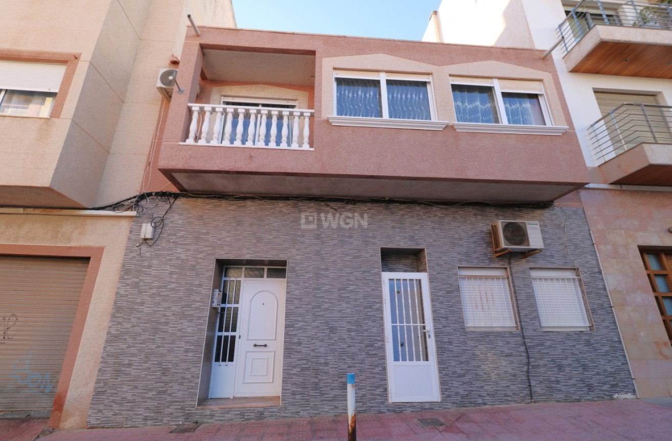 Resale - Apartment / flat - Torrevieja - Costa Blanca