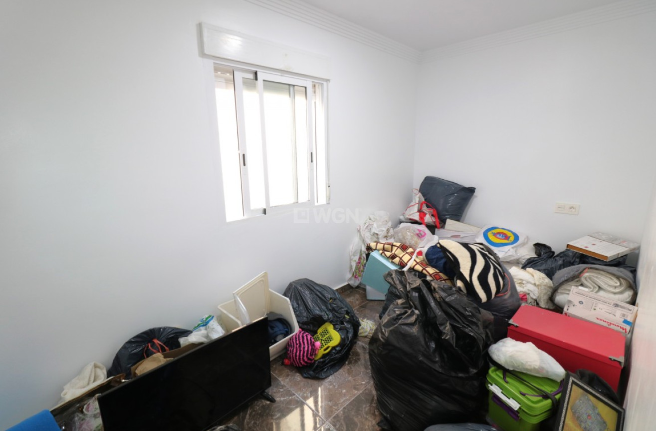 Resale - Apartment / flat - Torrevieja - Costa Blanca