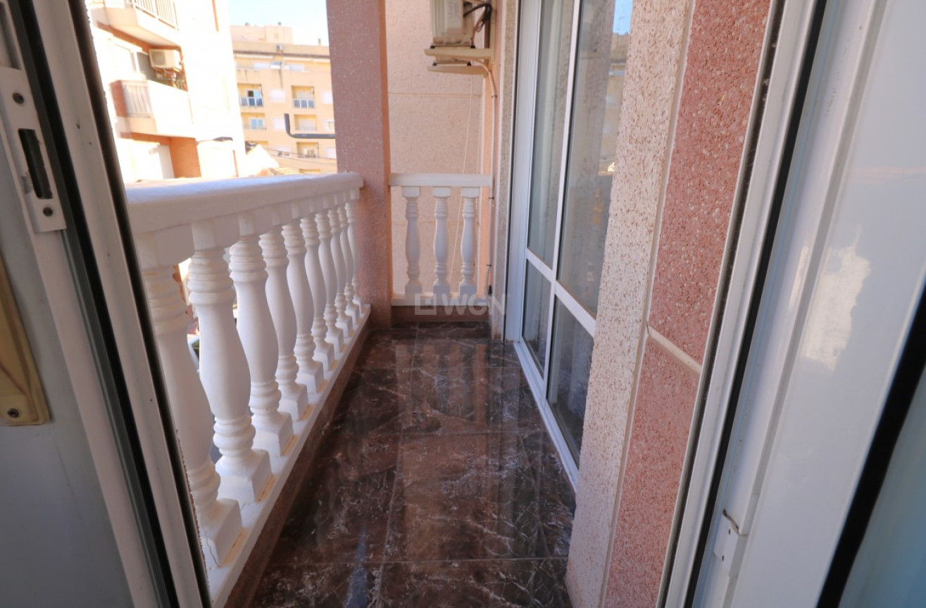 Resale - Apartment / flat - Torrevieja - Costa Blanca