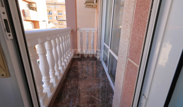 Resale - Apartment / flat - Torrevieja - Costa Blanca