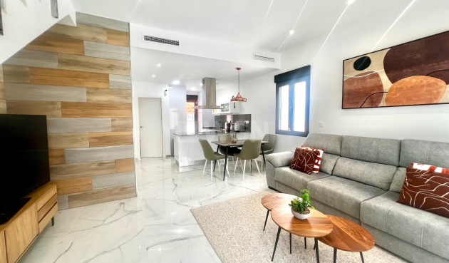 Wiederverkauf - Villa - Torrevieja - La Siesta - El Salado - Torreta