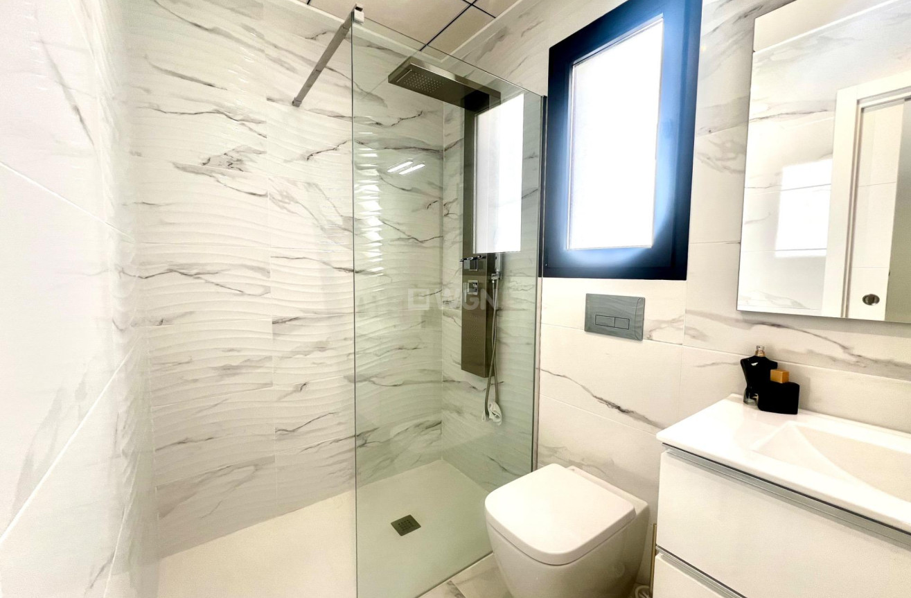 Wiederverkauf - Villa - Torrevieja - La Siesta - El Salado - Torreta