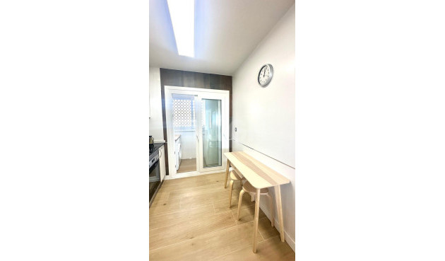 Resale - Apartment / flat - Orihuela Costa - Campoamor