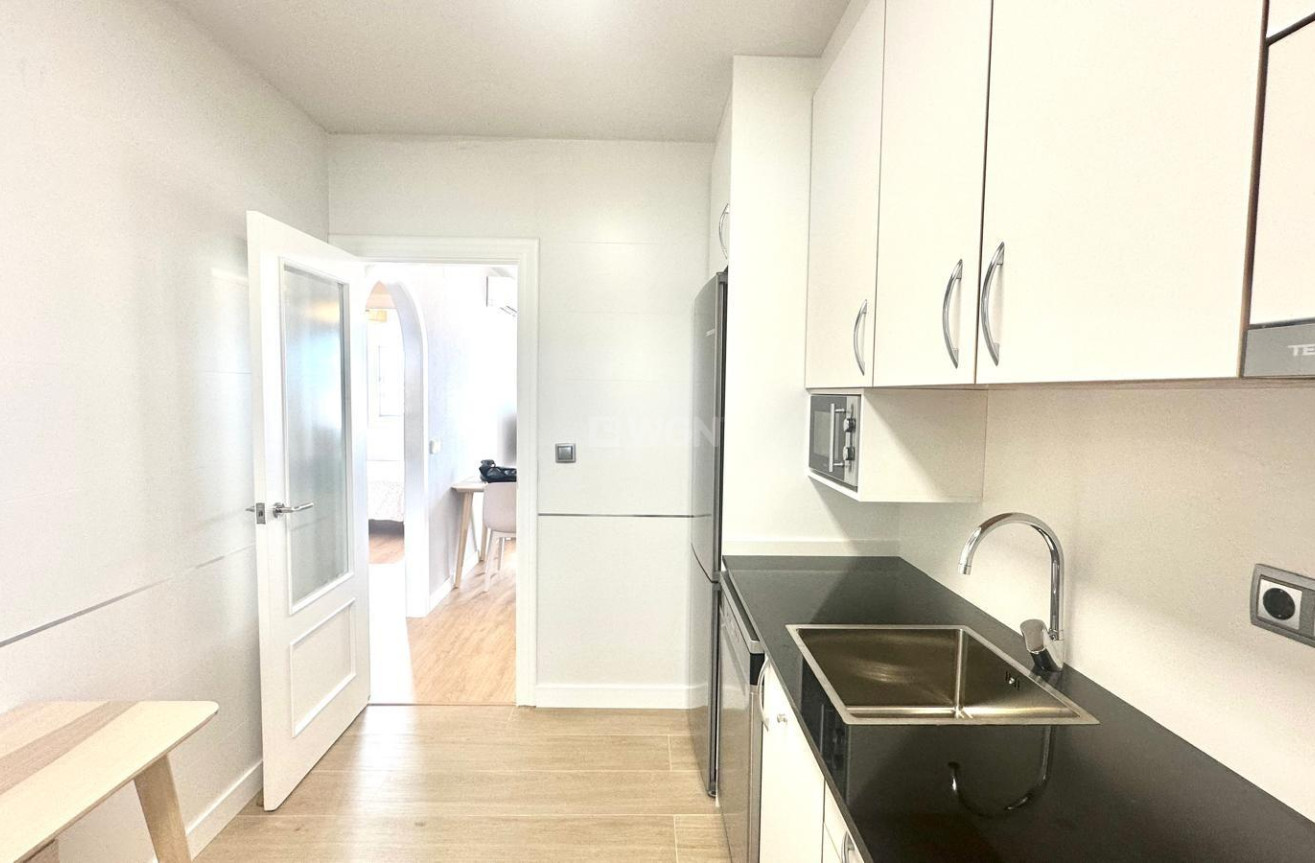 Resale - Apartment / flat - Orihuela Costa - Campoamor