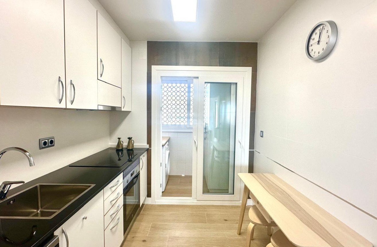 Resale - Apartment / flat - Orihuela Costa - Campoamor