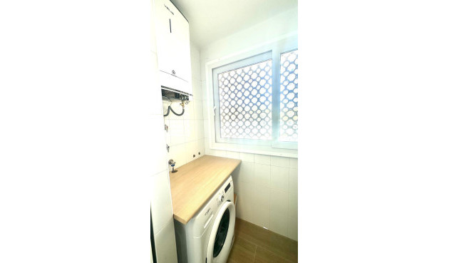 Resale - Apartment / flat - Orihuela Costa - Campoamor