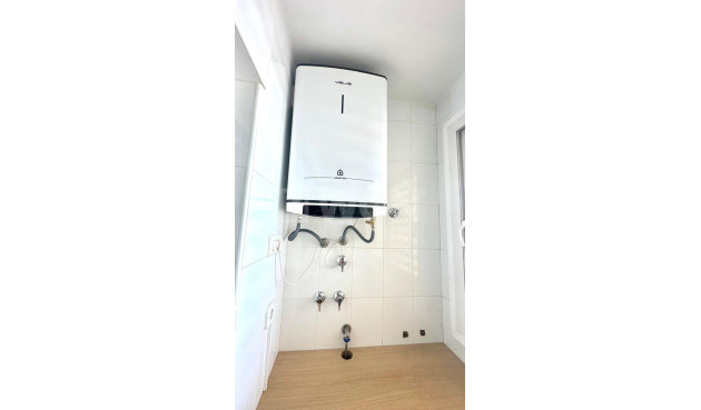 Resale - Apartment / flat - Orihuela Costa - Campoamor