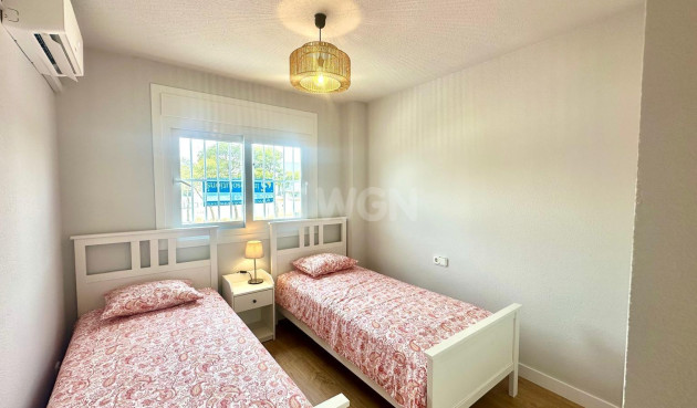 Resale - Apartment / flat - Orihuela Costa - Campoamor