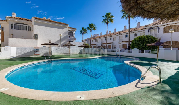 Resale - Apartment / flat - Orihuela Costa - Campoamor