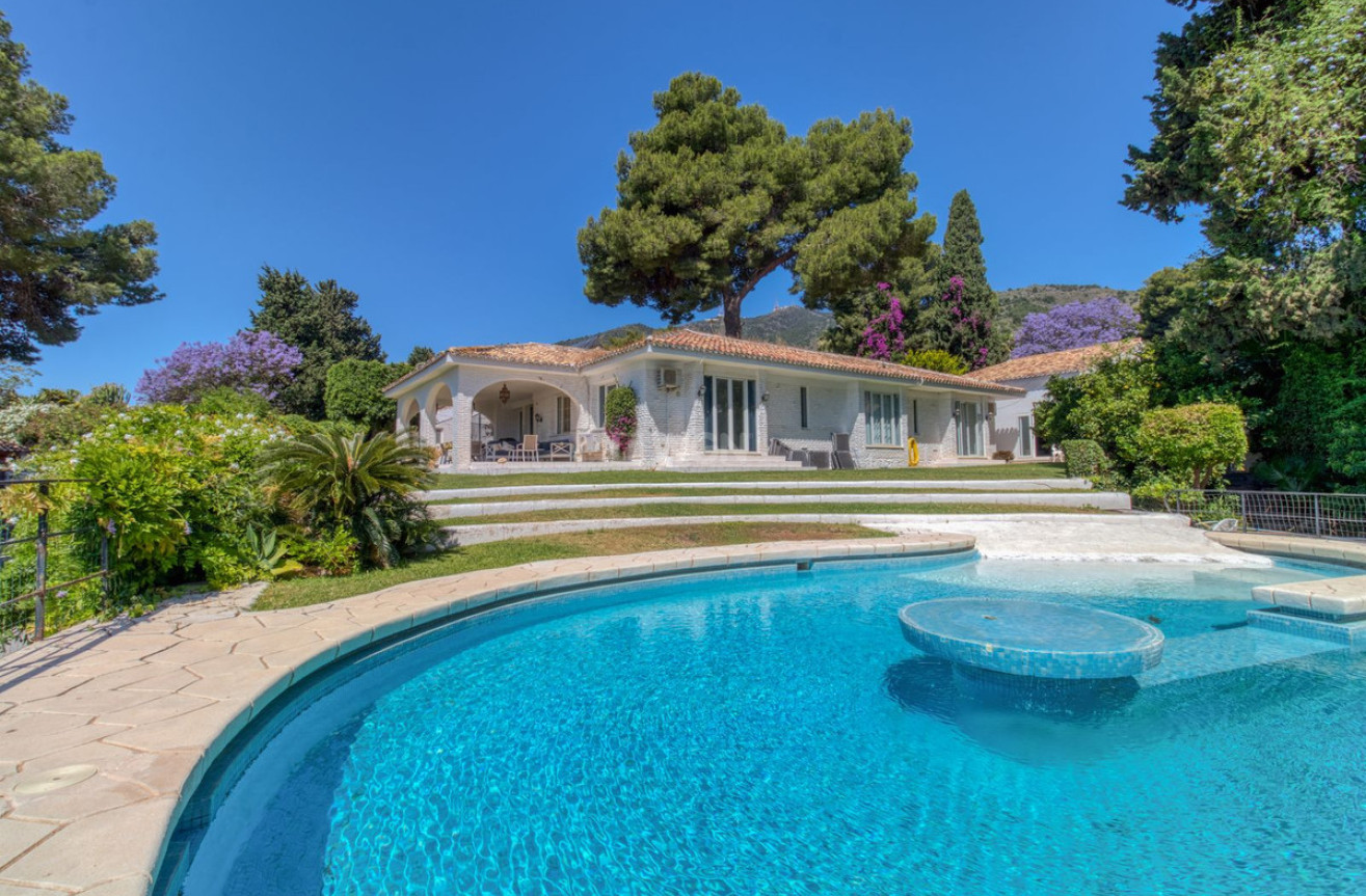 Odsprzedaż - Villa - Benalmadena - Costa del Sol