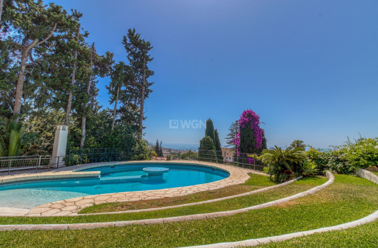 Odsprzedaż - Villa - Benalmadena - Costa del Sol