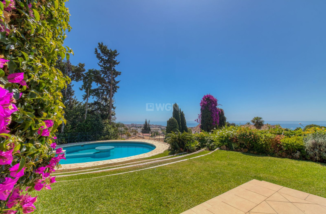 Odsprzedaż - Villa - Benalmadena - Costa del Sol