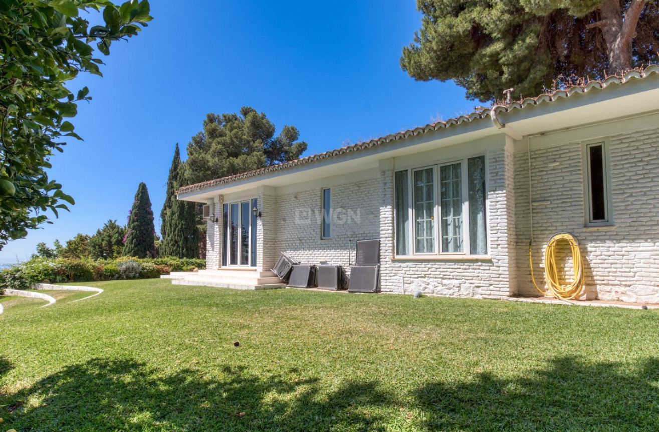 Odsprzedaż - Villa - Benalmadena - Costa del Sol