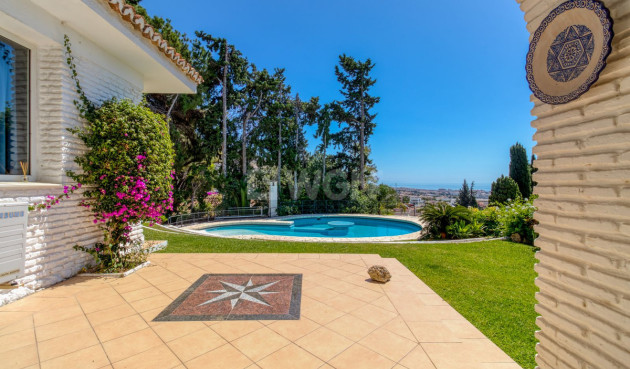 Odsprzedaż - Villa - Benalmadena - Costa del Sol