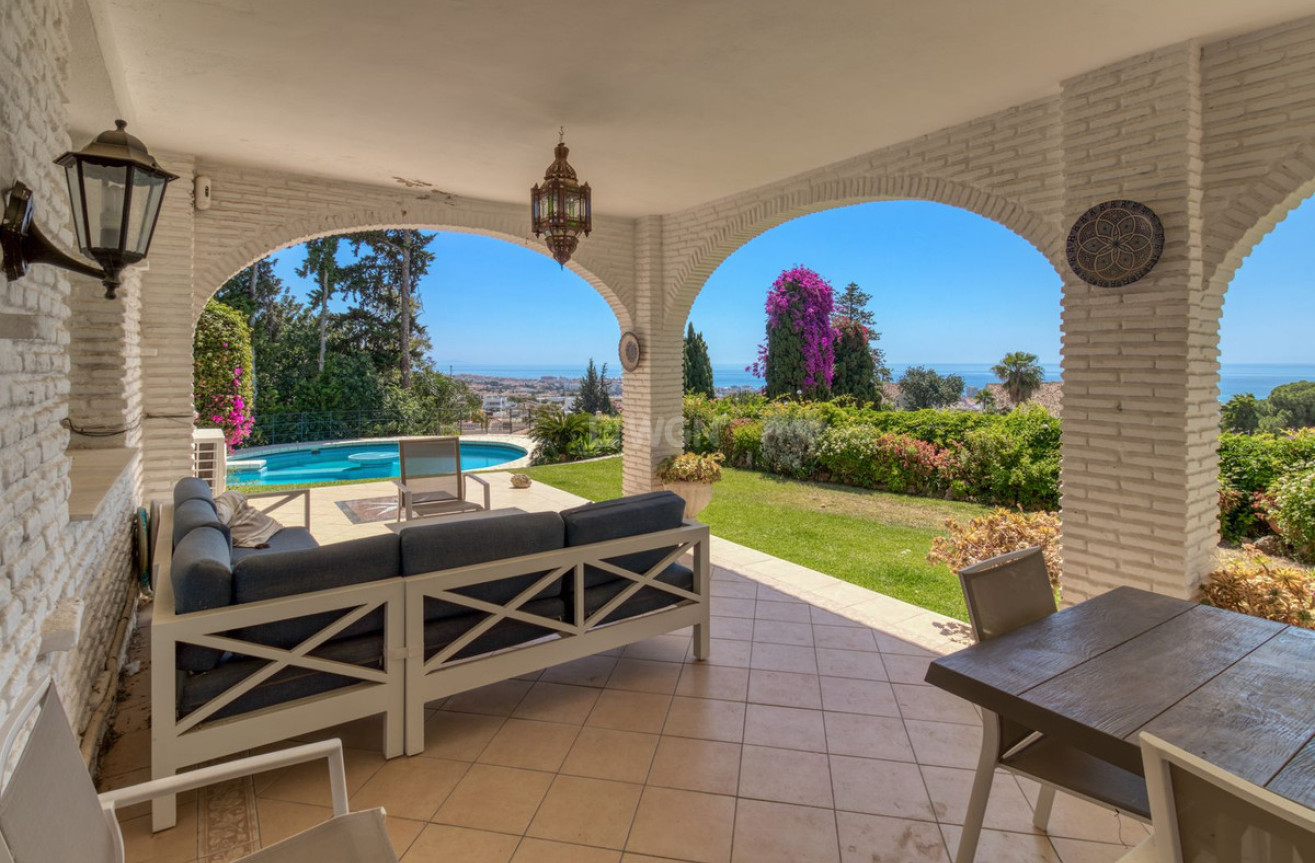 Odsprzedaż - Villa - Benalmadena - Costa del Sol