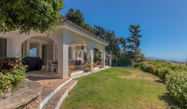 Odsprzedaż - Villa - Benalmadena - Costa del Sol