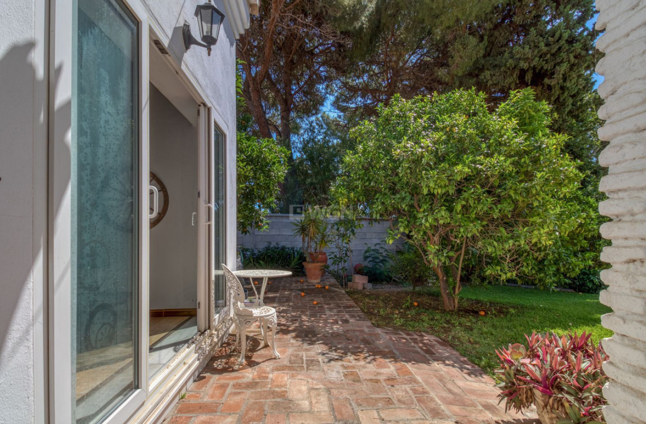 Odsprzedaż - Villa - Benalmadena - Costa del Sol