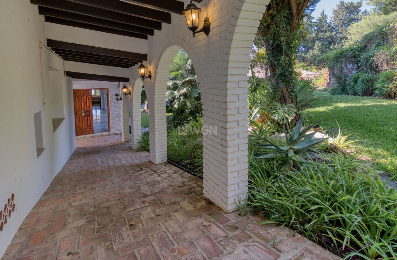 Odsprzedaż - Villa - Benalmadena - Costa del Sol