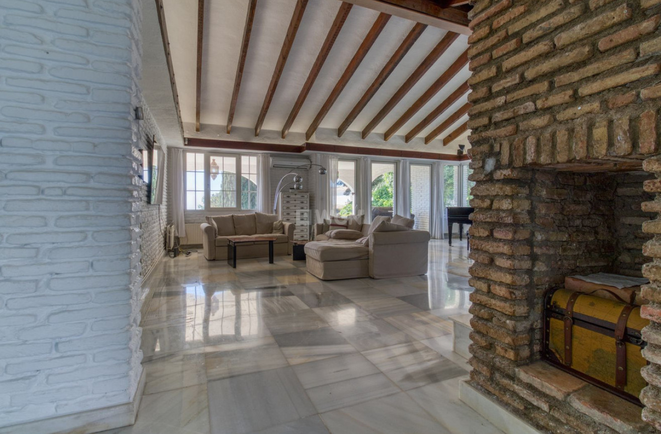 Odsprzedaż - Villa - Benalmadena - Costa del Sol