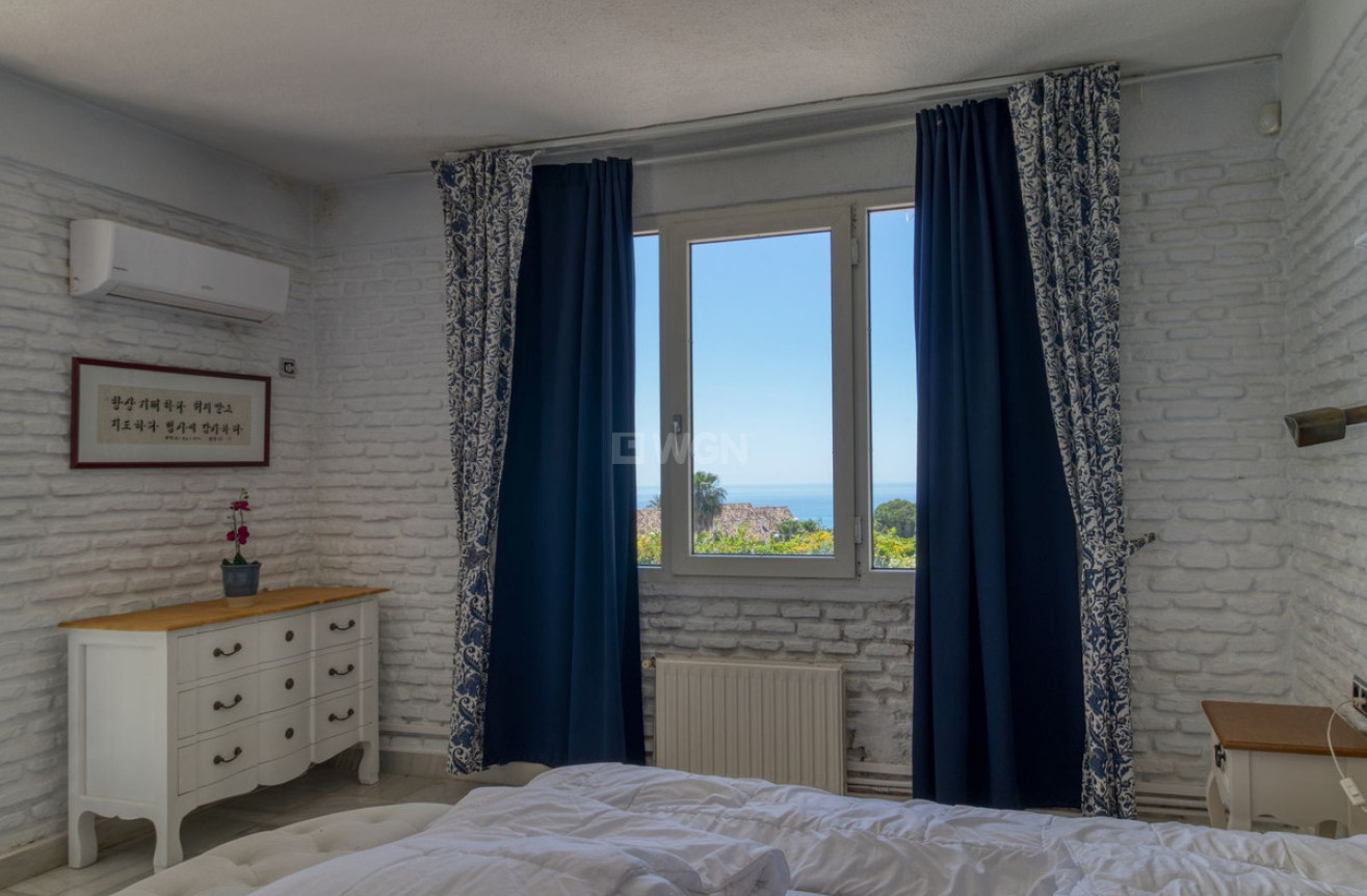 Odsprzedaż - Villa - Benalmadena - Costa del Sol