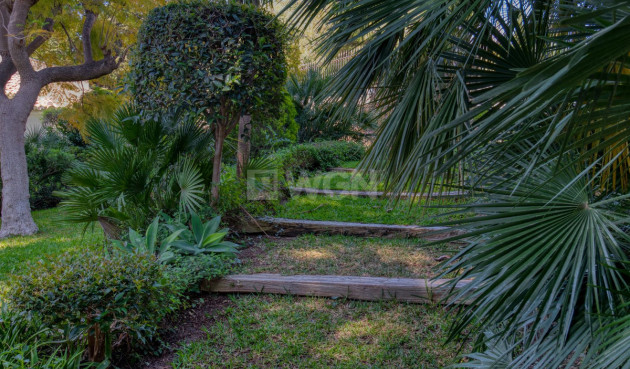 Odsprzedaż - Villa - Benalmadena - Costa del Sol