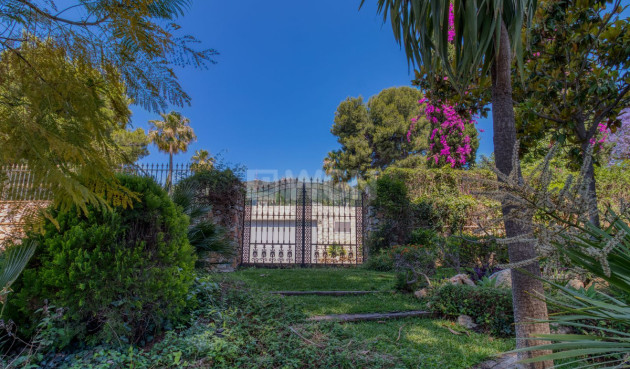 Odsprzedaż - Villa - Benalmadena - Costa del Sol