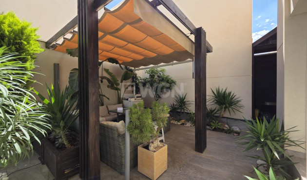 Odsprzedaż - Villa - Pilar de la Horadada - Zona Pueblo