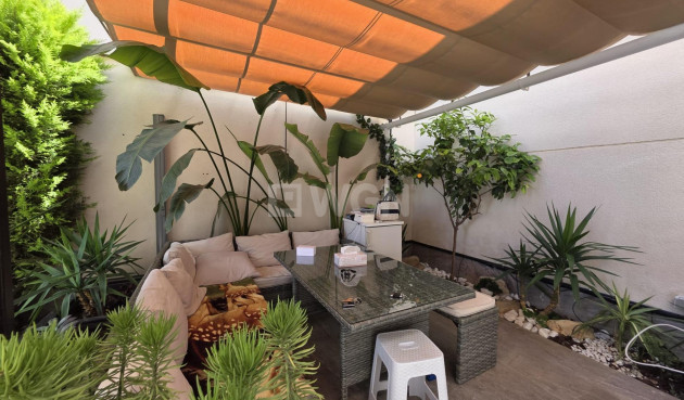 Odsprzedaż - Villa - Pilar de la Horadada - Zona Pueblo