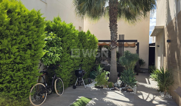 Odsprzedaż - Villa - Pilar de la Horadada - Zona Pueblo