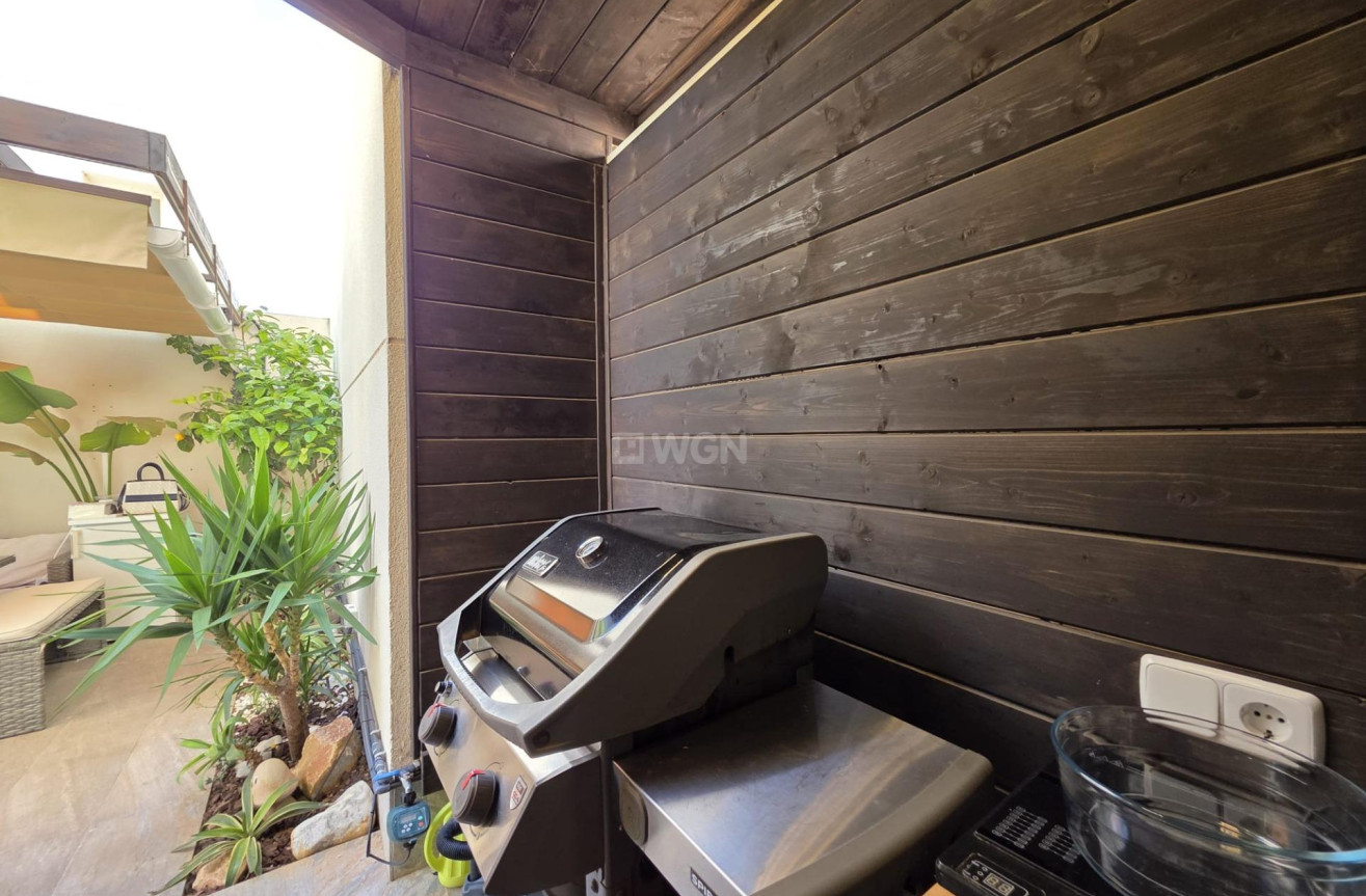 Odsprzedaż - Villa - Pilar de la Horadada - Zona Pueblo