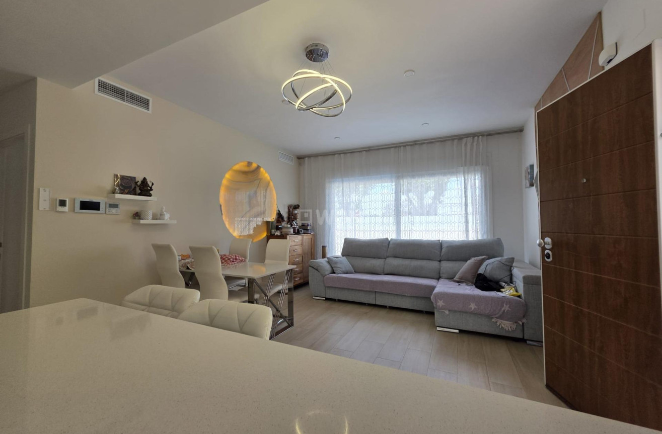 Odsprzedaż - Villa - Pilar de la Horadada - Zona Pueblo