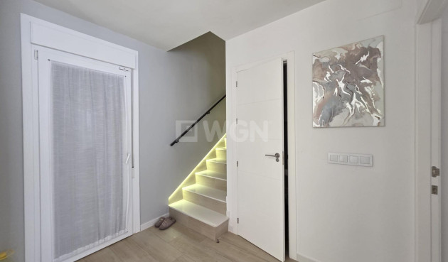 Odsprzedaż - Villa - Pilar de la Horadada - Zona Pueblo