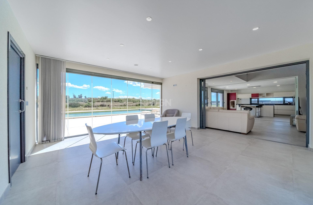 Reventa - Villa - La Marina